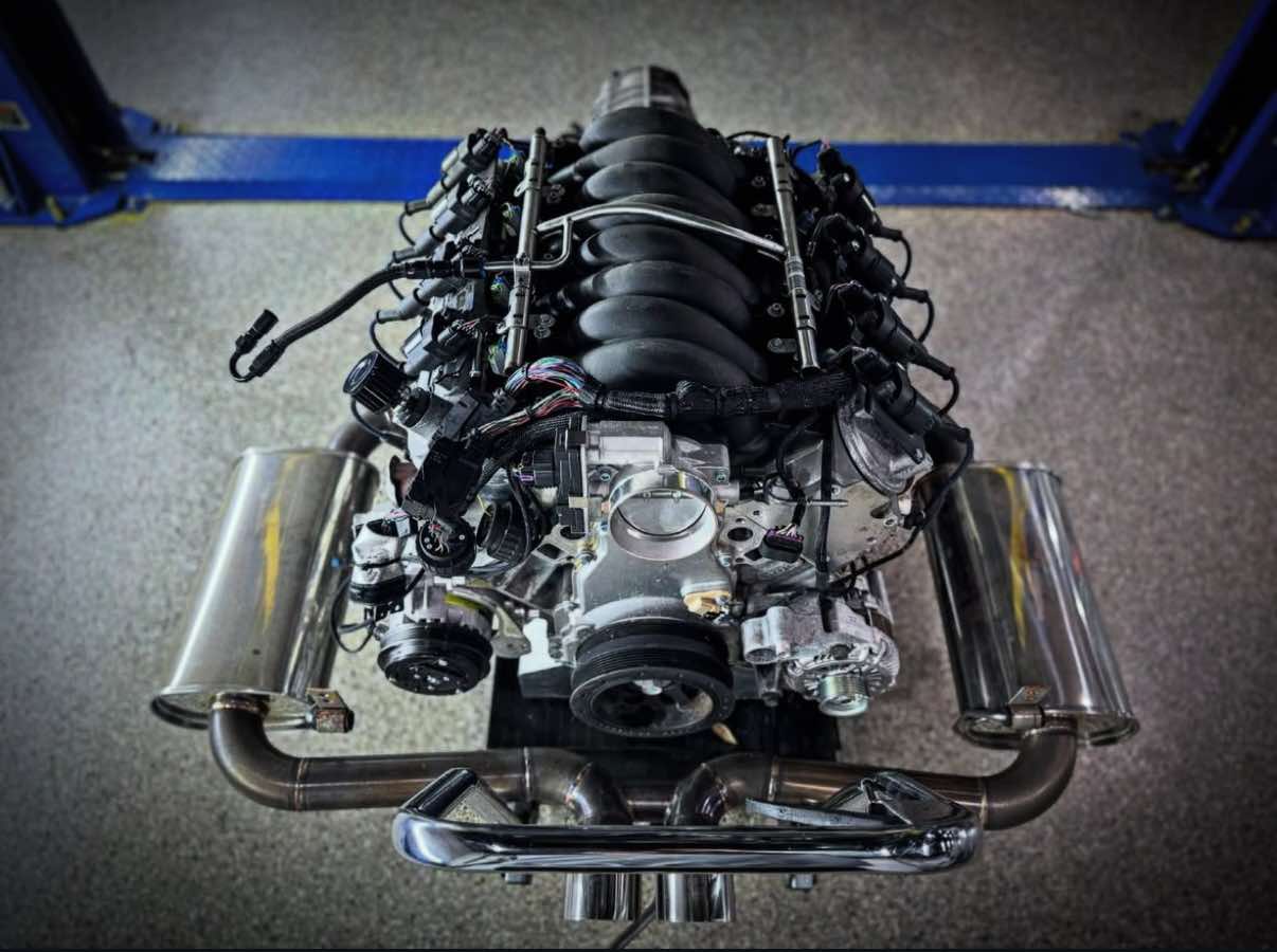 LS engine with exhaust system for Porsche conversion package